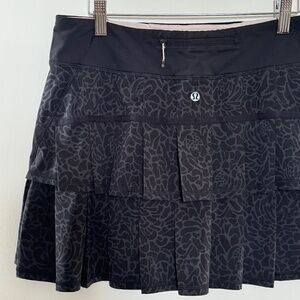 EUC Lululemon Petal Camo Pace Setter Size 8